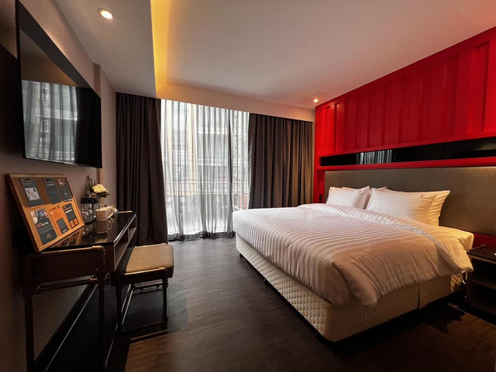 Отель T2 The Portal Sukhumvit Бангкок Экстерьер фото